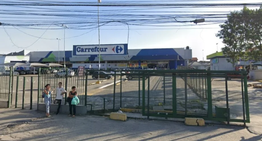 Carrefour Est Precisando De Repositor Caixa Atendente Fiscal De