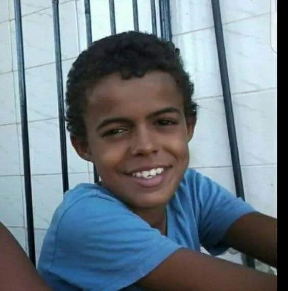 CRIANÇA DESAPARECIDA!!! AJUDEM!!!!