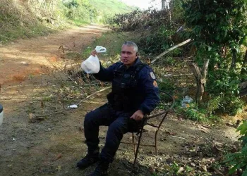 MAIS UM POLICIAL MORTO!!!!