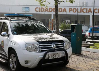 POLICIA PRENDE TRAFICANTES NA ZONA OESTE DO RJ