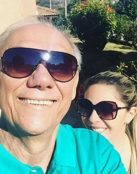 FAMÍLIA DE MARCELO REZENDE APAGA FOTOS, TROCA FECHADURAS E ‘EXPULSA’ NAMORADA DE CASA