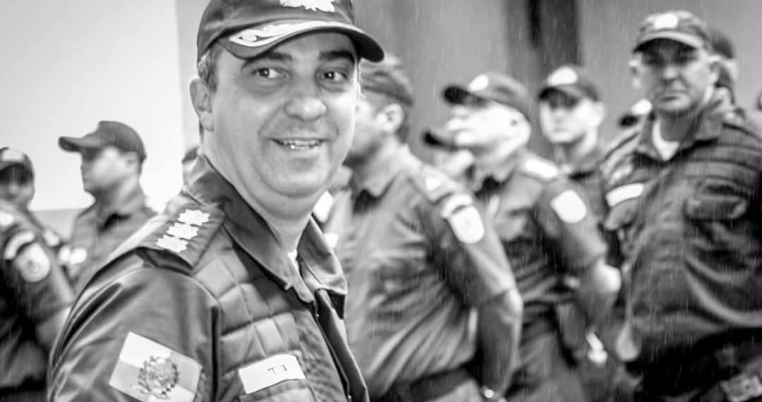 LUTO!!! MORREU UM PAI!! GUERREIRO!! VAI COM DEUS CEL. TEIXEIRA!!!