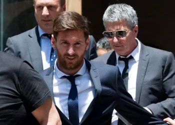 25 ESCÂNDALOS NO MUNDO DO FUTEBOL