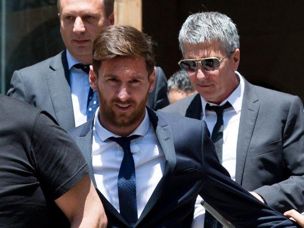 25 ESCÂNDALOS NO MUNDO DO FUTEBOL