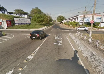 HOMEM MORRE COM TIRO NA AVENIDA BRASIL SENTIDO ZONA OESTE