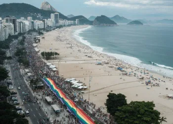 DIA DO ORGULHO LGBT