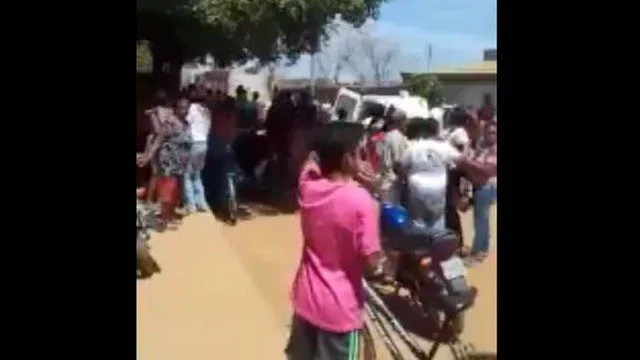 QUE MUNDO É ESSE???SEGURANÇA ATEIA FOGO EM CRECHE E MATA VÁRIAS PESSOAS!!