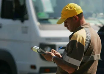 MULTA A PEDESTRES E CICLISTAS