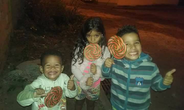 AJUDEM ESSA FAMILIA!!! A CASA PEGOU FOGO!!!