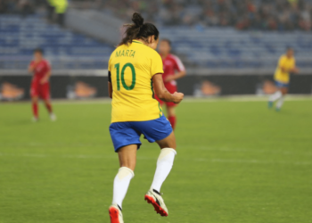 Seleção feminina vence, com dois gols de Marta