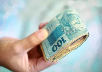 Salário mínimo em 2018 será de R$ 965, menor do que o previsto