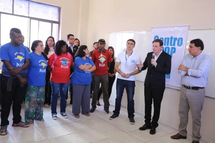 Prefeito inaugura albergue para 400 pessoas de rua