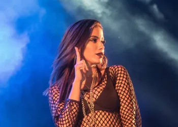 Anitta se recusa a participar de comercial com Ivete Sangalo