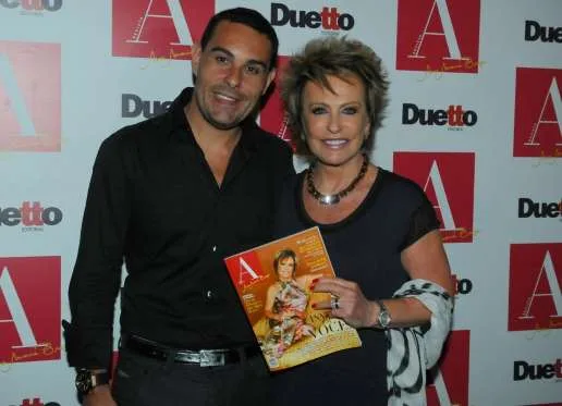 Ana Maria Braga cobre nome do ex-marido Marcelo Frisoni com nova tatuagem