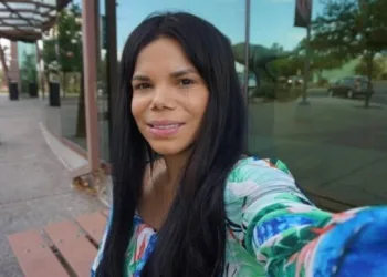 “Eu também sou negra”, diz mulher que fez ofensas racistas a Titi