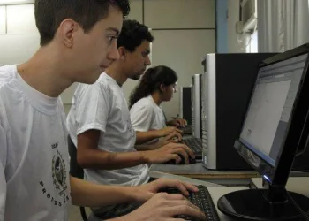 Faetec amplia número vagas em cursos gratuitos; veja como participar