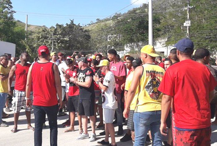 SE O FLAMENGO NÃO VENCER!! A PORRADA VAI COMER!!!