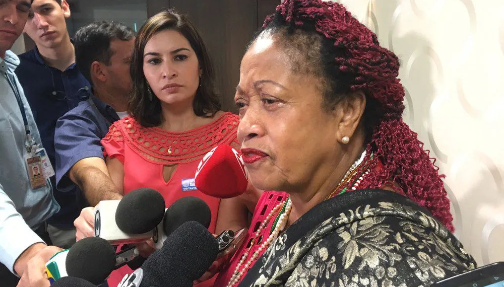 Eu Aceito trabalho escravo com remuneração de 33 mil reais Ministra. Tratar inbox!!!