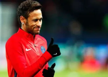 Anfitrião da seleção na França, Neymar muda de ares em meio a polêmicas no PSG