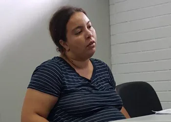 MULHER FAZ VOZ DE HOMEM PARA SEDUZIR VÍTIMAS, ouça áudios