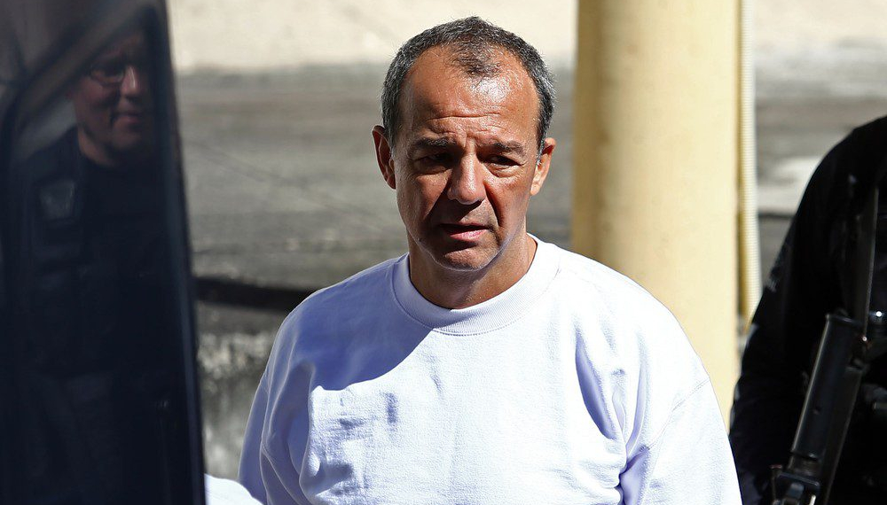 SÉRGIO CABRAL É ZOMBADO EM JOGO DO VASCO