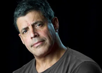 Alexandre Frota entrou na Justiça para implantar prótese peniana