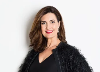 Convidada elogia o namoro de Fátima e ela responde