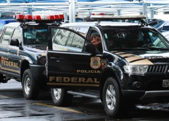 Ex-assessor de Sérgio Cabral e empresários são presos pela Lava Jato no Rio