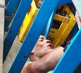 URGENTE!!! ASSALTANTE FEZ UM REFÉM NA RODOVIÁRIA DE CAMPO GRANDE (VIDEO)