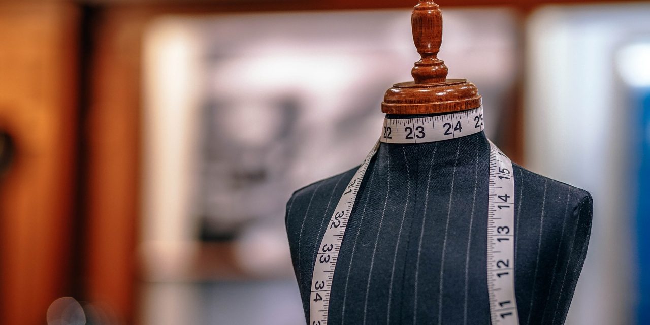 PROGRAMA OFERECE CURSOS DE MODA GRATUITOS