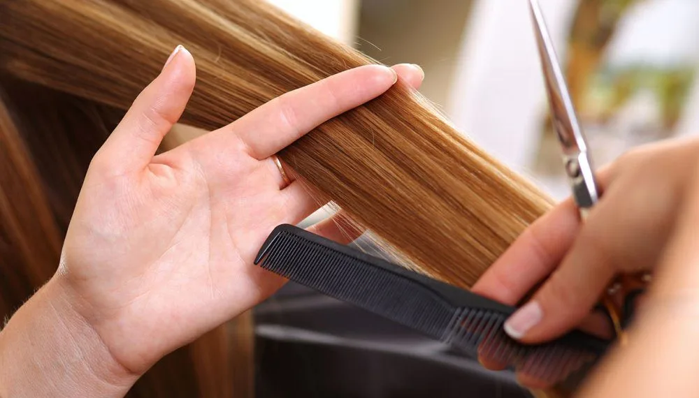 8 sinais de que está na hora de você cortar o cabelo