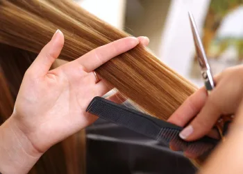 8 sinais de que está na hora de você cortar o cabelo