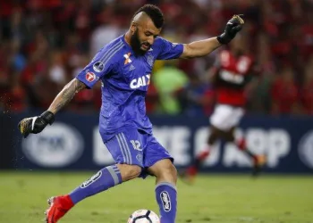Bar oferece 10% de desconto a cada pênalti defendido por Alex Muralha em jogo do Flamengo