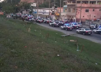 OPERAÇÃO NA VILA KENNEDY! ATENÇÃO NA REGIÃO!