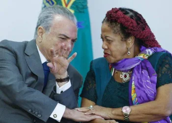 MINISTRA QUE CITOU TRABALHO ESCRAVO TEM LUXOS