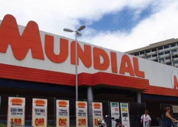 FUNCIONÁRIOS DO MUNDIAL NÃO RECEBERAM HORAS EXTRAS