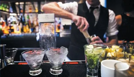 Curso de Bartender forma nova turma nesta terça-feira