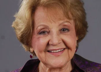 MORRE ATRIZ EVA TODOR