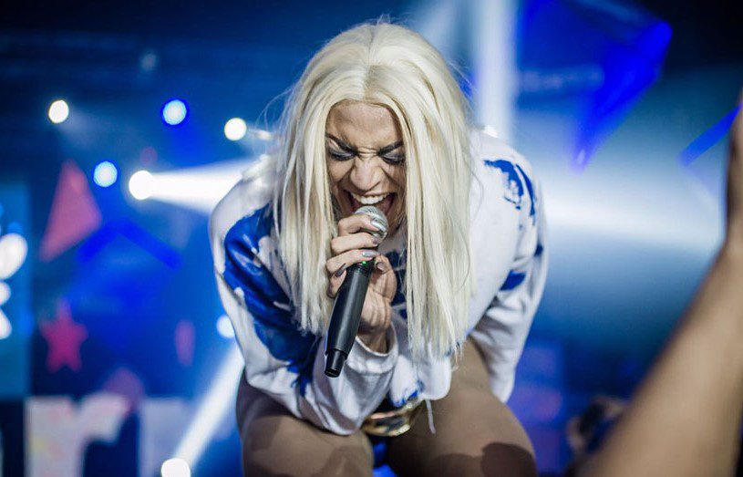 Pabllo Vittar revela que fama trouxe problemas entre quatro paredes