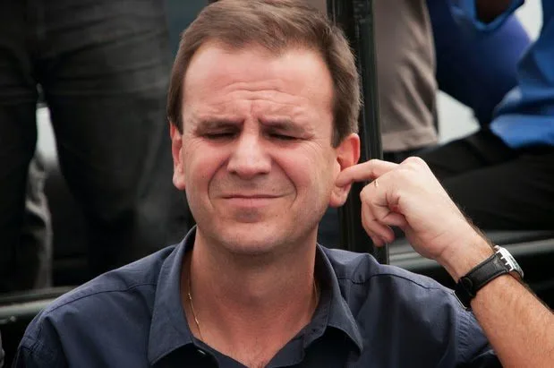 ATENÇÃO!!! EDUARDO PAES ESTÁ INELEGÍVEL!!!