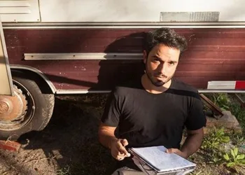 Ator da Record conta que está com câncer em transmissão ao vivo