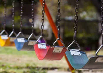 Chamado de “caolho”, menino de 9 anos mata colega de 12