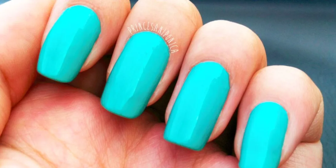 6 cores de esmalte que são a cara do verão