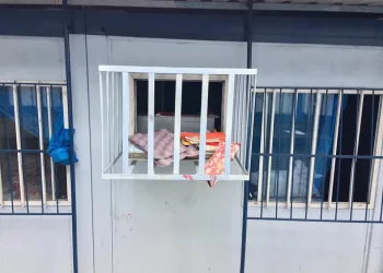 ESCOLA É VANDALIZADA NA ZONA OESTE!!!(FOTOS)