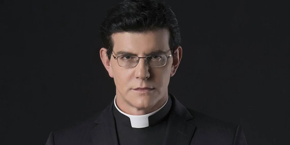 Padre famoso se defende da acusação de ter engravidado jovem