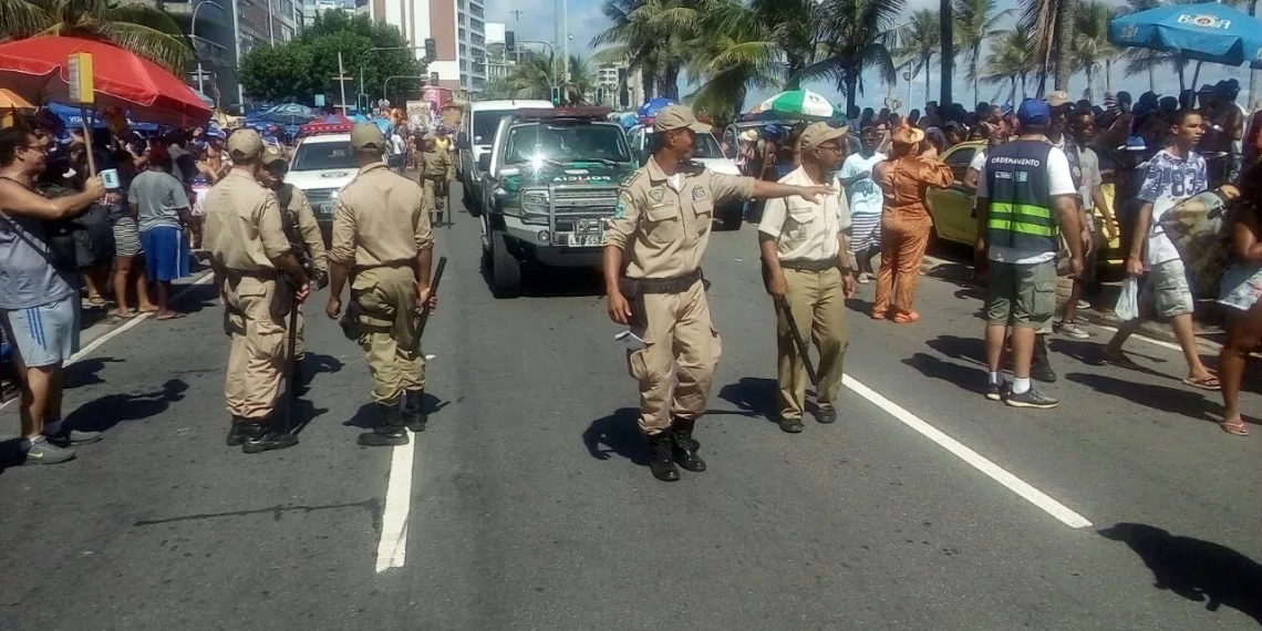 DETIDOS POR FURTOS E ROUBO EM BLOCOS!
