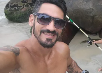 AMIGOS LAMENTAM A MORTE DE LUCIANO!!! UMA DAS VITIMAS DA CHACINA NA ZONA OESTE!!