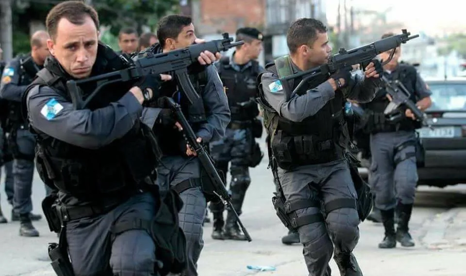 RELATO DE UM POLICIAL MILITAR DO RJ…