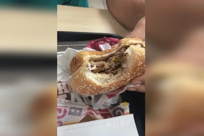 Larvas no Burger King: nutricionistas suspeitam de sabotagem