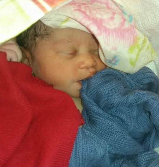 ABSURDO!!!BEBÊ É ENCONTRADO ABANDONADO EM BOLSA EM CAMPO GRANDE!!!